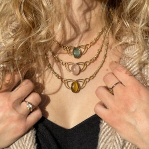 Najla-Colliers Tragefoto