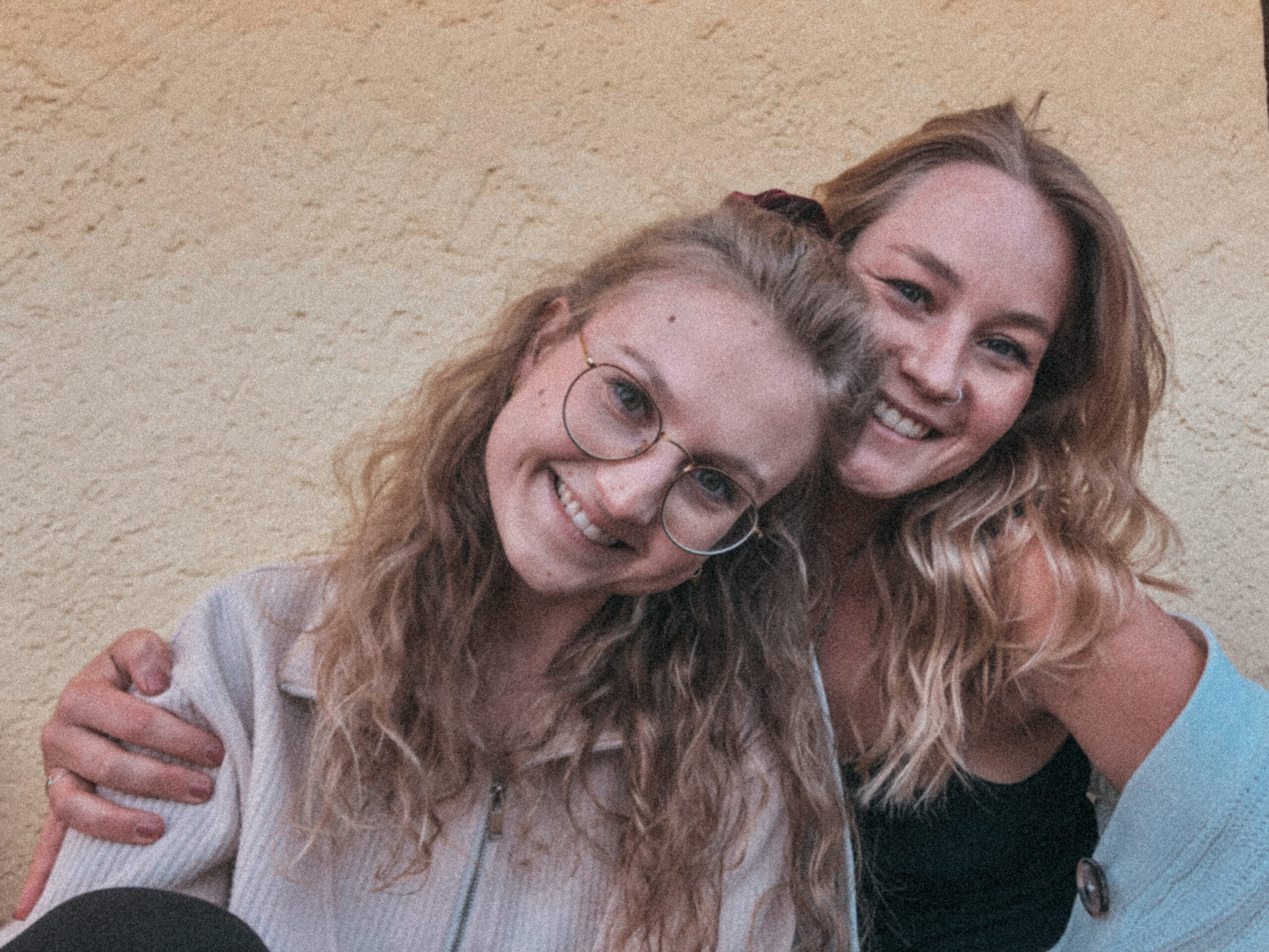 Ali & Mimi heARTpeace